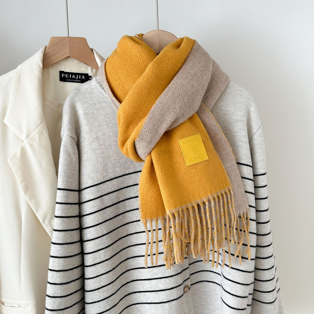 The Dual-Tone Heritage Wool Scarf