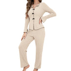 Fashionable Long-Sleeve Jumpsuit With A Notched Collar And Bow