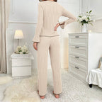 Fashionable Long-Sleeve Jumpsuit With A Notched Collar And Bow