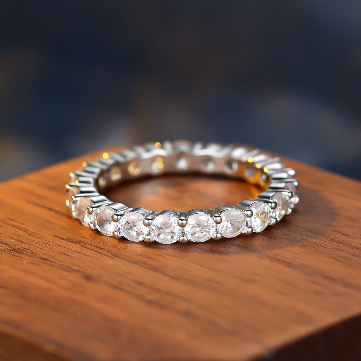 The Aura Geometric Ring